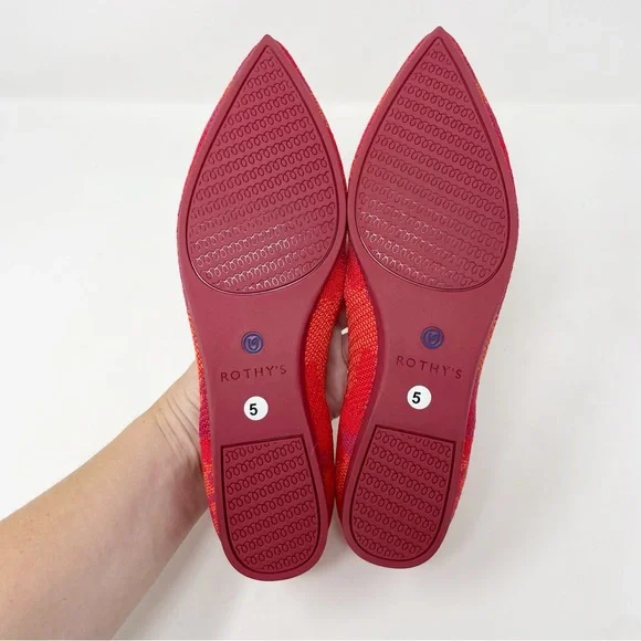 Rothy’s Red Botanicamo Point Shoe Red Camo Style Orange Abstract Flowers Floral - Picture 4 of 4